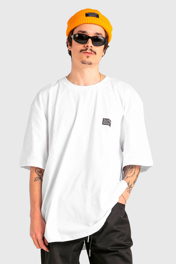 CAMISETA BASIC SUPER OVERSIZED